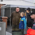 Milevská prodejna Stihl ožila dnem otevřených dveří i soutěžemi. S pilou si nejlépe poradil Vít Kozák