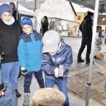 Milevská prodejna Stihl ožila dnem otevřených dveří i soutěžemi. S pilou si nejlépe poradil Vít Kozák