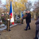 Na Dni válečných veteránů v Dačicích uctili památku pilotů RAF i účastníka mise v bývalé Jugoslávii