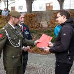 Na Dni válečných veteránů v Dačicích uctili památku pilotů RAF i účastníka mise v bývalé Jugoslávii