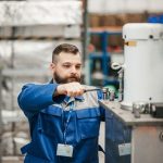 V Karpatech potkal stádo divokých koní. „Schůzku“ s medvědem naštěstí řešit nemusel