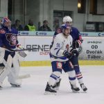 Táborští hokejisté vydolovali v pátek z gigantické střelecké převahy osm gólů a srazili Děčín