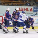 Táborští hokejisté vydolovali v pátek z gigantické střelecké převahy osm gólů a srazili Děčín