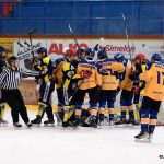 Debakl s Kobrou krotili mladí Králové až ve třetí třetině