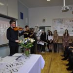 Oslavy sedmdesátin milevského gymnázia zahájil den otevřených dveří. Pokračovaly školní akademií