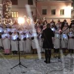 V Jistebnici se sešli u rozzářeného vánočního stromu