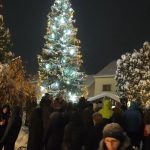 V Jistebnici se sešli u rozzářeného vánočního stromu