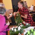 Na vánočním trhu zazpívali hasiči z Dobrošova Budulínka a zatančili na hit Hasička
