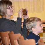 Na vánočním trhu zazpívali hasiči z Dobrošova Budulínka a zatančili na hit Hasička