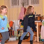 Na vánočním trhu zazpívali hasiči z Dobrošova Budulínka a zatančili na hit Hasička