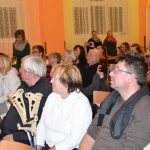 Na vánočním trhu zazpívali hasiči z Dobrošova Budulínka a zatančili na hit Hasička