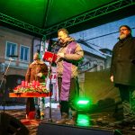 Starosta Strakonic zapálil svíčku na adventním věnci a poděkoval za pomoc s likvidací kalamity