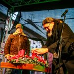 Starosta Strakonic zapálil svíčku na adventním věnci a poděkoval za pomoc s likvidací kalamity
