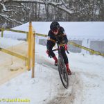 VIDEO: Cyklokrosovému závodu žen vládly ve Veselí Slovenky. Anna Hrdinová dokončila devátá
