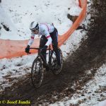 VIDEO: Závod na sněhu jako řemen! Pavel Jindřich ukázal záda i vítězi seriálu