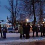 O druhé adventní neděli v Chýnově malovali betlém, muzikanti vyhrávali před Hospůdkou u Čendy