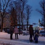 O druhé adventní neděli v Chýnově malovali betlém, muzikanti vyhrávali před Hospůdkou u Čendy