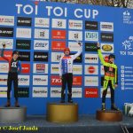 VIDEO: Jakub Zákostelecký nestačil ve finiši na Bendu z Kolína. Závodník ČEZ Cyklo Teamu Tábor pověsil na krk stříbro