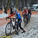 VIDEO: Jakub Zákostelecký nestačil ve finiši na Bendu z Kolína. Závodník ČEZ Cyklo Teamu Tábor pověsil na krk stříbro