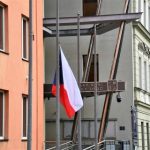 Jižní Čechy reagují na tragickou událost na Filozofické fakultě Univerzity Karlovy. V sobotu budou omezeny některé akce