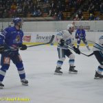 VIDEO: Grofe, vypadni, přivítali fanoušci nového trenéra HC Tábor. Kohouti se po výhře nad Vrchlabím vrátili do čela ligy