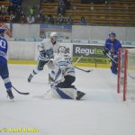 VIDEO: Grofe, vypadni, přivítali fanoušci nového trenéra HC Tábor. Kohouti se po výhře nad Vrchlabím vrátili do čela ligy