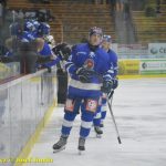 VIDEO: Grofe, vypadni, přivítali fanoušci nového trenéra HC Tábor. Kohouti se po výhře nad Vrchlabím vrátili do čela ligy