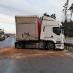 Dálnice D3 ve směru na České Budějovice je po nehodě kamionu uzavřena