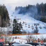 Do lipenského skiareálu dnes zamířili lyžaři i policisté