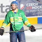 Hokej – okres: Nová Ves odehrála celý zápas bez střídání! Nakonec o gól padla