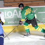 Hokej – okres: Nová Ves odehrála celý zápas bez střídání! Nakonec o gól padla