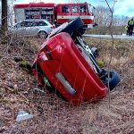 Při nehodě u Závišína se zranili tři lidé. Mladého muže transportoval do nemocnice vrtulník