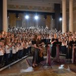 Tři sta dětí z Táborska si zazpívalo s Lucií Bílou a dalšími hvězdami