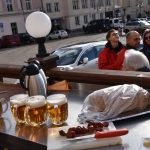 Zabijačkové dobroty se na školních vepřových hodech v Táboře prodávaly ostošest