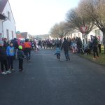 Žďárský útěk letos přivítal i běžce v maskách