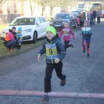 Žďárský útěk letos přivítal i běžce v maskách