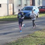 Žďárský útěk letos přivítal i běžce v maskách