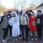 Žďárský útěk letos přivítal i běžce v maskách