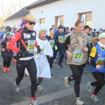 Žďárský útěk letos přivítal i běžce v maskách