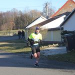 Žďárský útěk letos přivítal i běžce v maskách