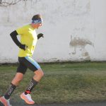 Žďárský útěk letos přivítal i běžce v maskách