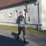 Žďárský útěk letos přivítal i běžce v maskách