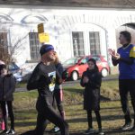 Žďárský útěk letos přivítal i běžce v maskách