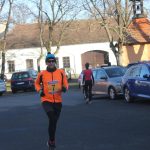 Žďárský útěk letos přivítal i běžce v maskách