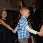 I přes výpadek proudu si cehničtí deváťáci svůj večer užili