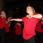 I přes výpadek proudu si cehničtí deváťáci svůj večer užili