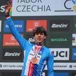 Česká reprezentace vybojovala na MS v cyklokrosu první medaili! Junior Kryštof Bažant získal bronz