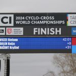 Česká reprezentace vybojovala na MS v cyklokrosu první medaili! Junior Kryštof Bažant získal bronz