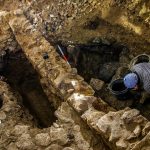 Archeologové objevují tajemství pod volyňským muzeem