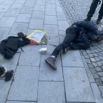 Písečtí kriminalisté zadrželi na ulici recidivistu, který vykradl benzinku, obchody a restauraci. Odnesl si i zbraně